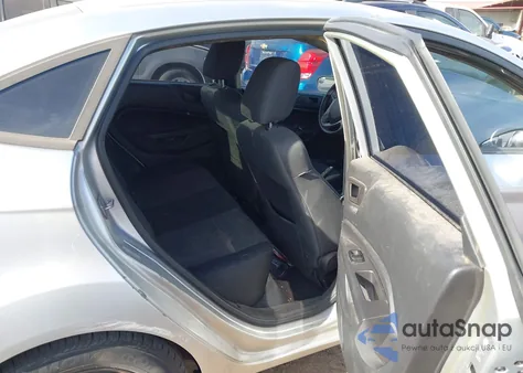 2011 Ford Fiesta Se z USA, uszkodzony, nr VIN 3FADP4BJ1BM204922